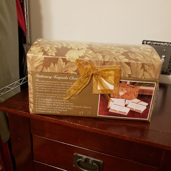 Secretary Keepsake Chest - Picture 5 of 10